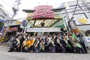 전통시장 장보기행사 참석 대표이미지