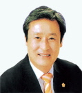 PARK KUEN HYUN